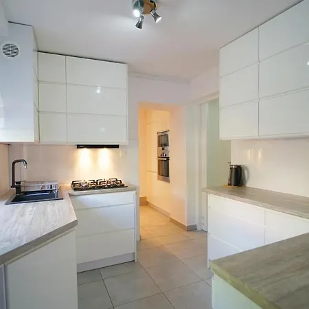 Everysky - Konstytucji 3 Go Maja 66-1 Appartement *