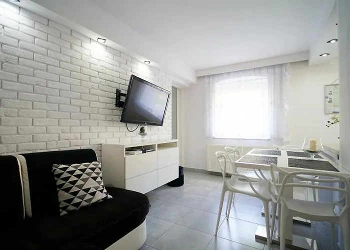 Appartement Everysky - Konstytucji 3 Go Maja 66-1